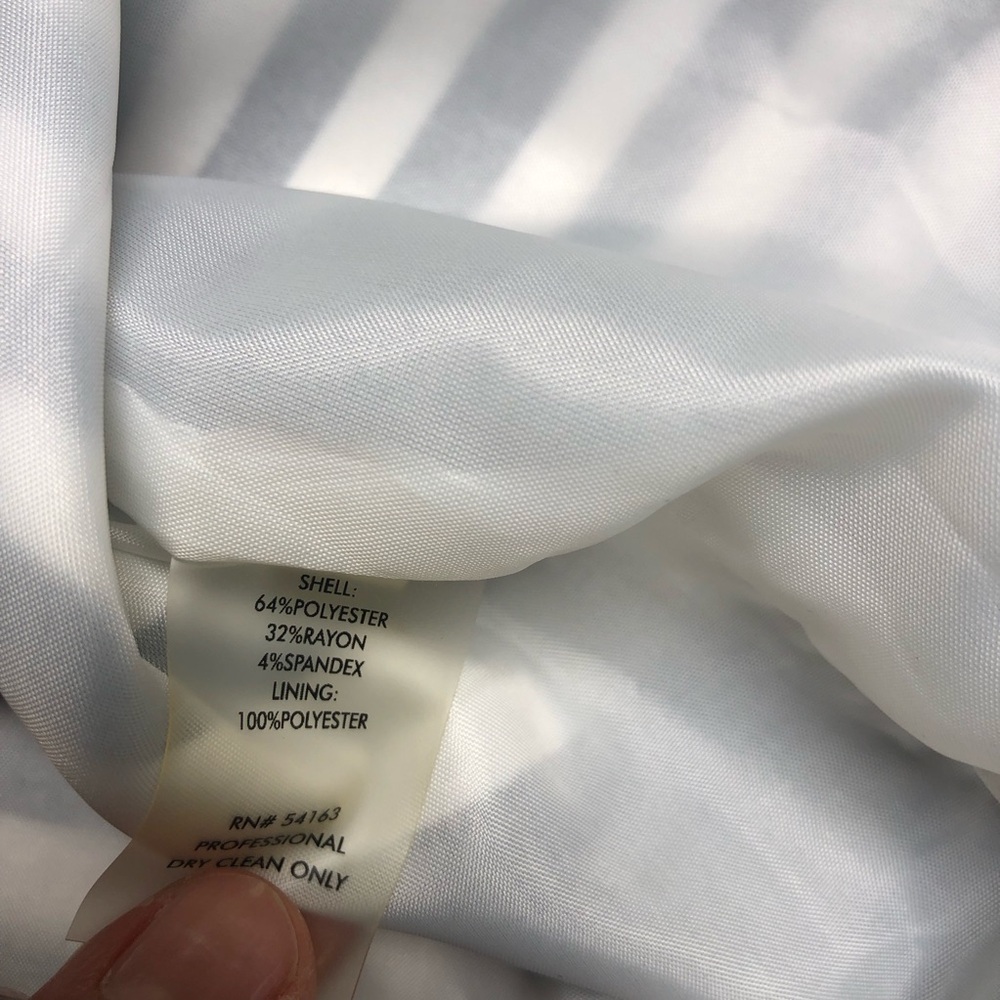 Calvin Klein Gray/White Striped Shortsleeve Belted Dress Size 6P - Picture 4 of 8